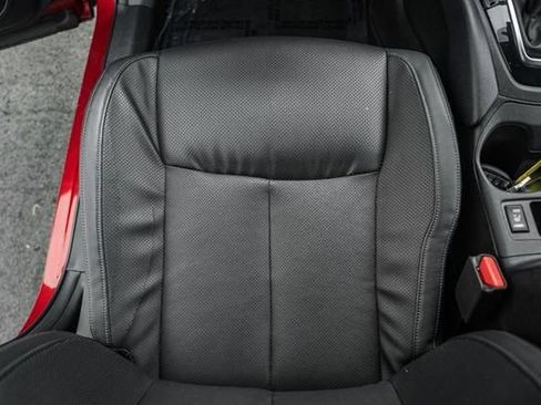 Used 2022 Nissan Rogue Sport SL image 30