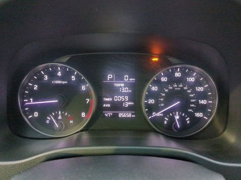 Used 2017 Hyundai Elantra SE image 10