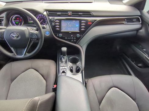 Certified 2020 Toyota Camry LE FWD image 10