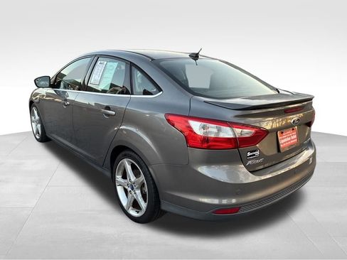 Used 2013 Ford Focus Titanium w/ Titanium Handling Pkg image 33