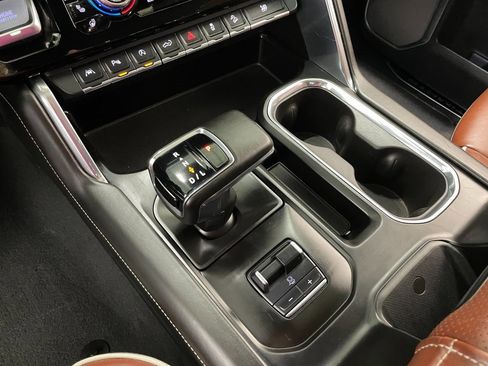 Used 2024 GMC Sierra 1500 Denali Ultimate image 38