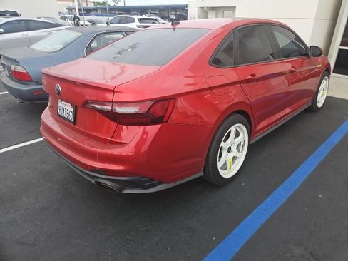Used 2022 Volkswagen Jetta GLI Autobahn FWD image 3