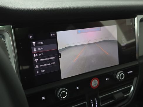 New 2026 Porsche Macan AWD/4WD image 18