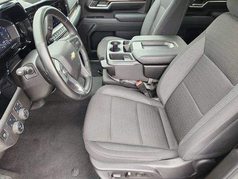 Used 2025 Chevrolet Silverado 2500 LT w/ Safety Package AWD/4WD image 14