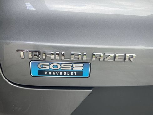 Used 2023 Chevrolet TrailBlazer LT w/ Convenience Package FWD image 30