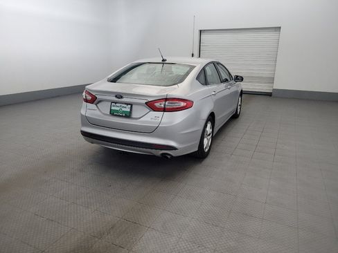 Used 2014 Ford Fusion SE FWD image 9