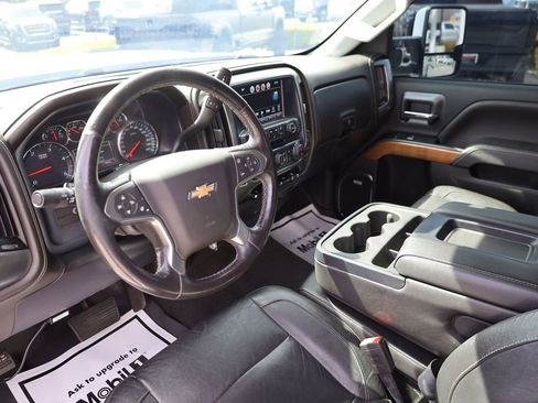 Used 2018 Chevrolet Silverado 2500 LTZ w/ Duramax Plus Package AWD/4WD image 12