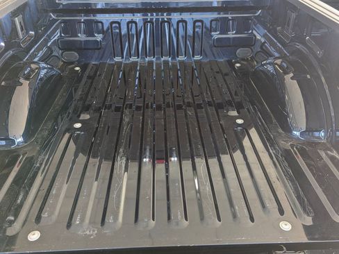 Certified 2022 Ford F150 XLT w/ Equipment Group 302A High image 21