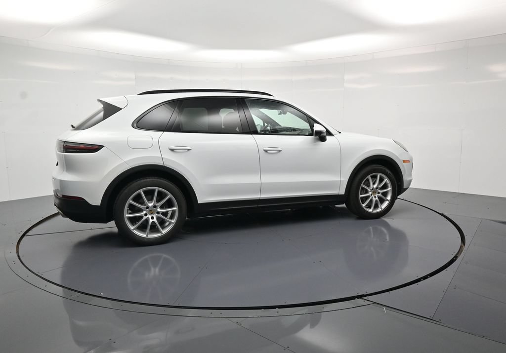 Certified 2022 Porsche Cayenne AWD/4WD image 41