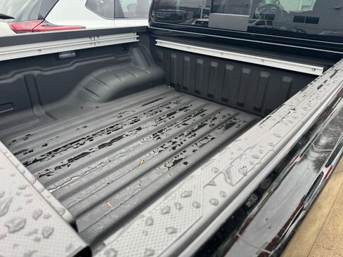 New 2026 Nissan Frontier SV image 3