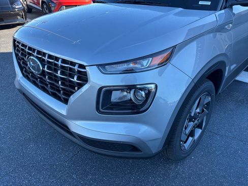 Certified 2026 Hyundai Venue SEL FWD image 26