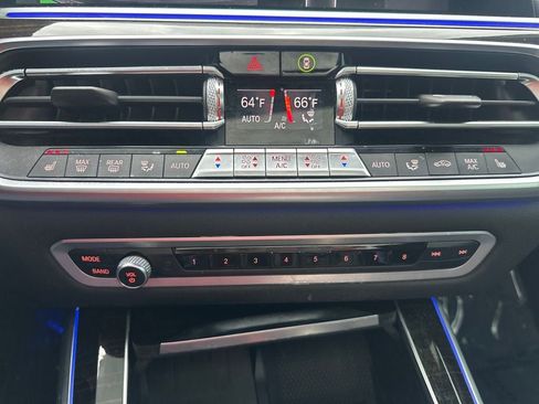 Used 2020 BMW X5 xDrive40i w/ Premium Package image 19