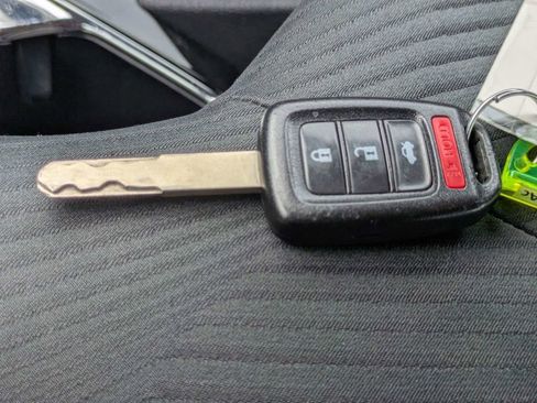 Used 2016 Honda Accord LX image 30