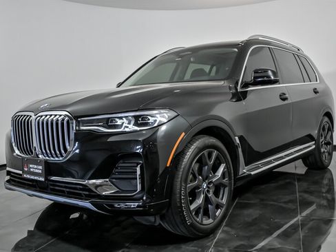 Used 2019 BMW X7 xDrive40i w/ Premium Package AWD/4WD image 5