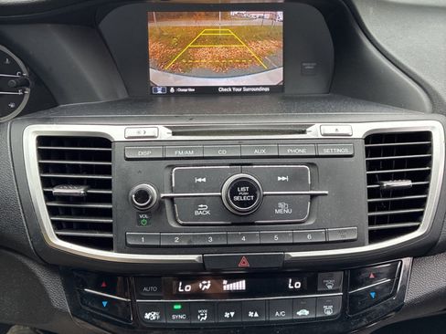 Used 2017 Honda Accord LX image 16