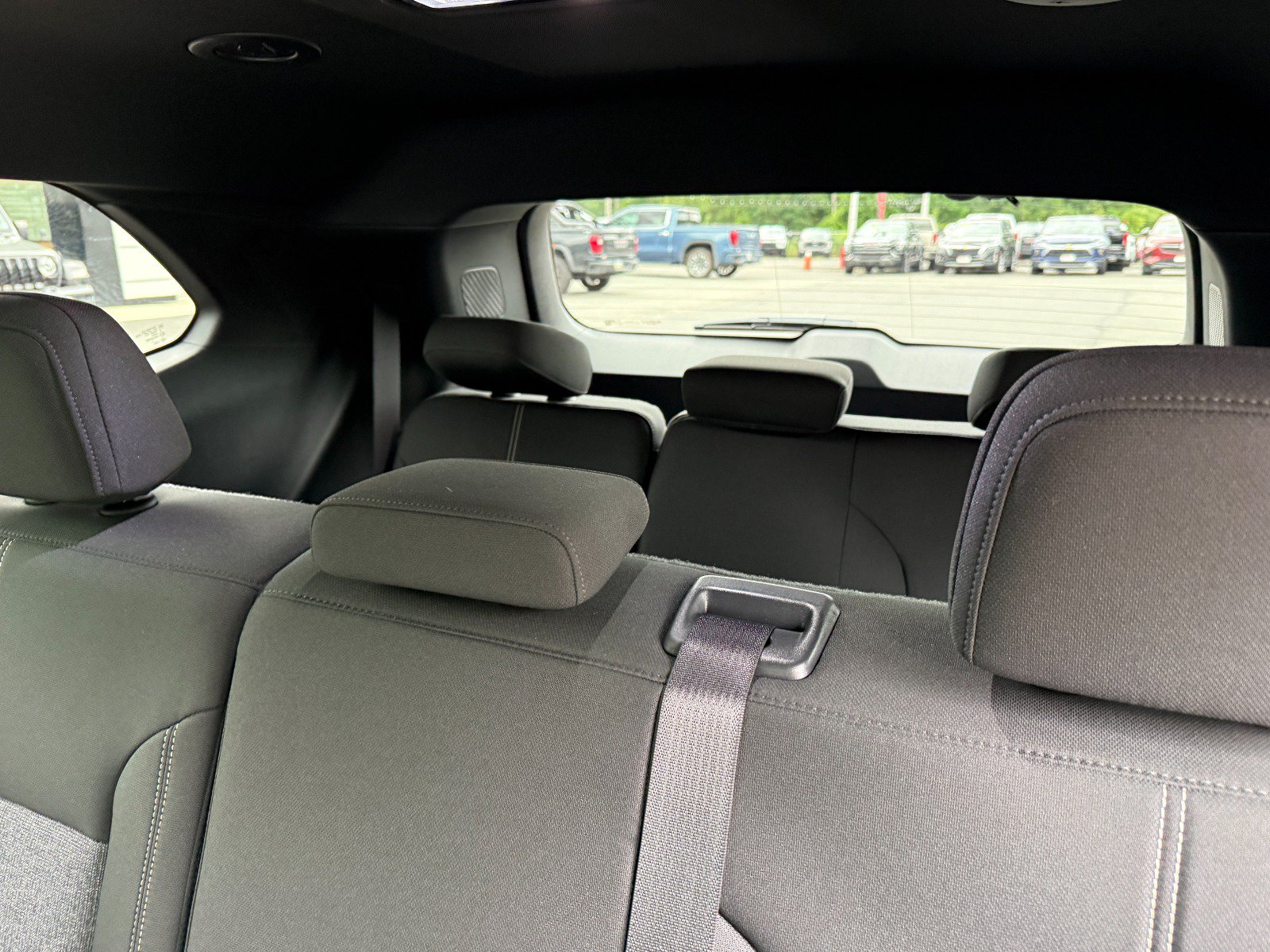 New 2027 GMC Acadia Elevation w/ Black Edition AWD/4WD image 19