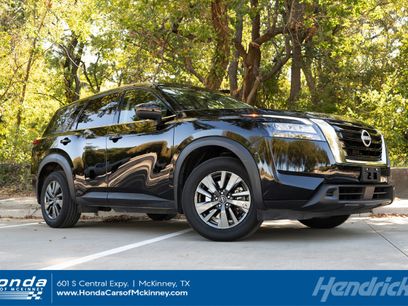 Used 2024 Nissan Pathfinder S