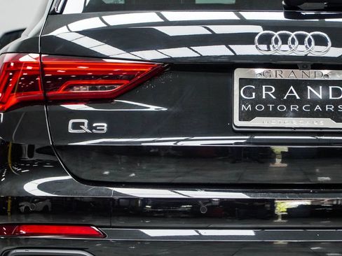 Used 2025 Audi Q3 2.0T Premium AWD/4WD image 16