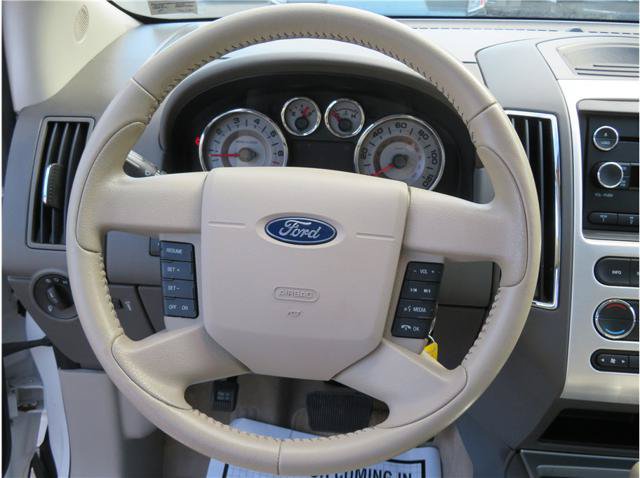 Used 2010 Ford Edge Limited FWD image 30