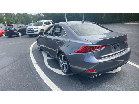 Used 2018 Lexus IS 300 AWD image 22