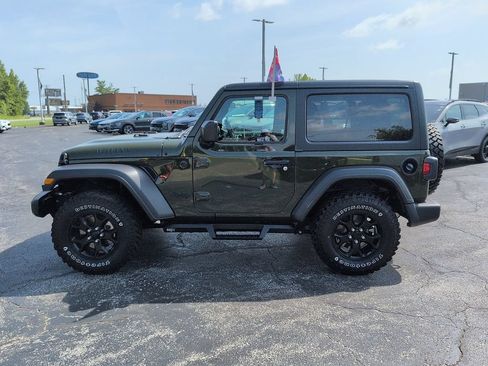 Used 2021 Jeep Wrangler Sport AWD/4WD image 4