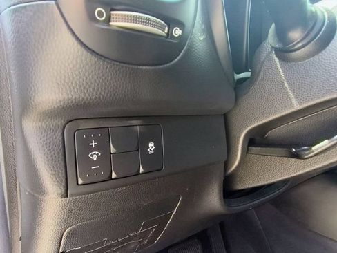 Used 2017 Kia Soul + FWD image 15
