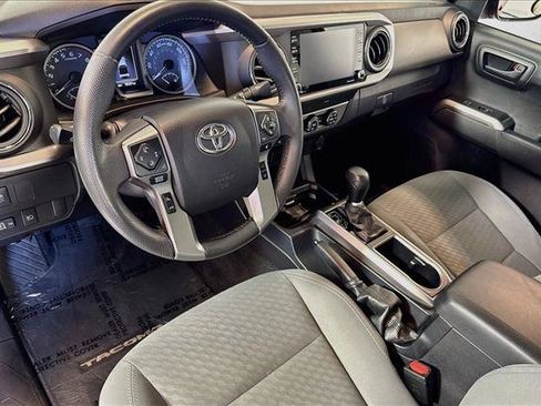 Used 2021 Toyota Tacoma SR5 RWD image 9