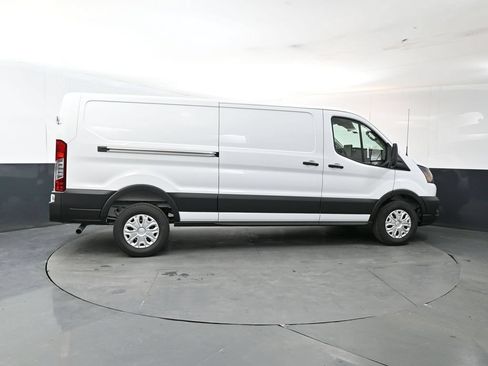 New 2026 Ford Transit 250 Low Roof RWD image 6