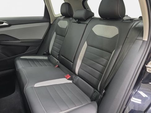 Used 2022 Volkswagen Taos SEL w/ Panoramic Sunroof Package FWD image 13