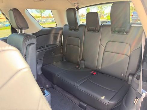 New 2026 Nissan Pathfinder SL w/ SL Premium Package image 35