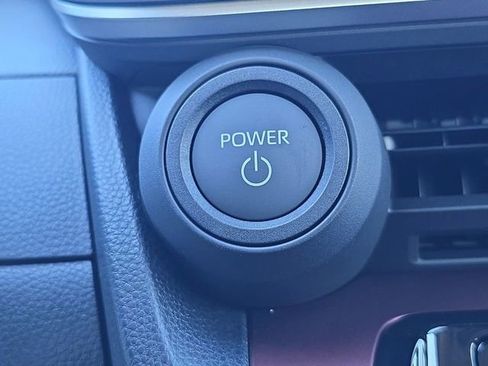 New 2026 Toyota Prius Plug-In Hybrid FWD image 25