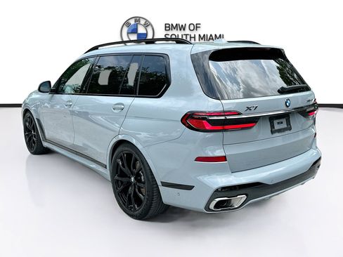 Certified 2024 BMW X7 xDrive40i w/ M Sport Package AWD/4WD image 5
