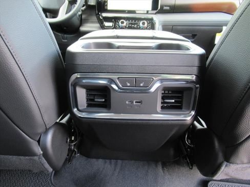 New 2026 GMC Sierra 2500 Denali w/ Denali Reserve Package image 36