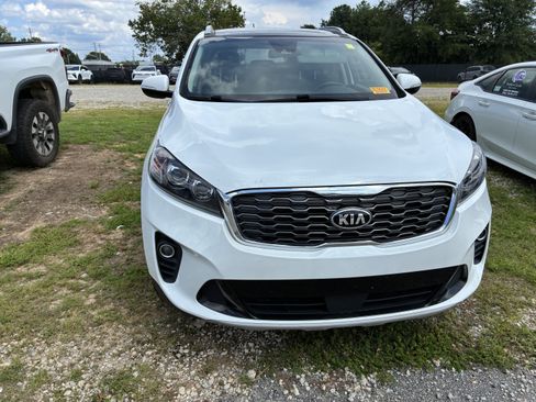 Used 2020 Kia Sorento EX FWD image 2