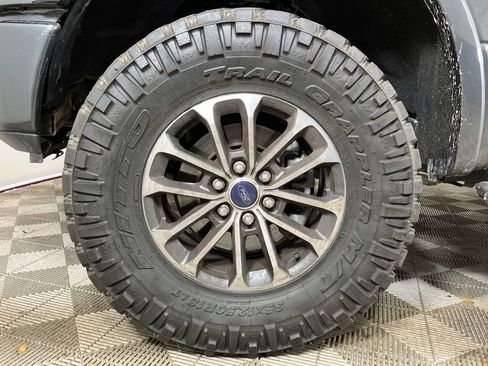 Used 2019 Ford F150 XLT w/ Equipment Group 302A Luxury image 14