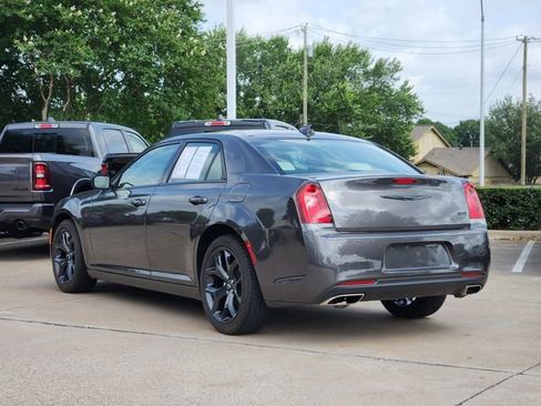 Certified 2023 Chrysler 300 Touring w/ Sport Appearance Package RWD image 5