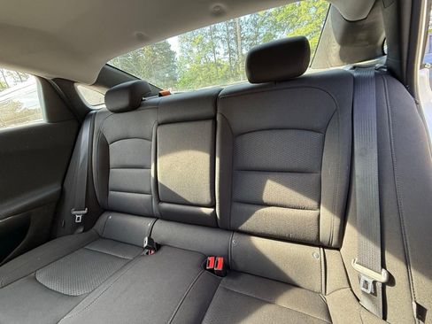 Used 2018 Chevrolet Malibu LT image 29