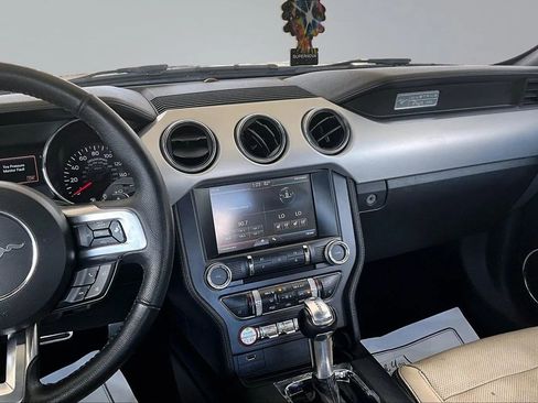 Used 2015 Ford Mustang Premium RWD image 9