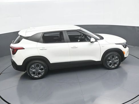 Used 2024 Kia Seltos LX image 50