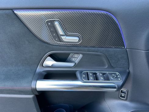 Certified 2022 Mercedes-Benz GLA 250 image 12