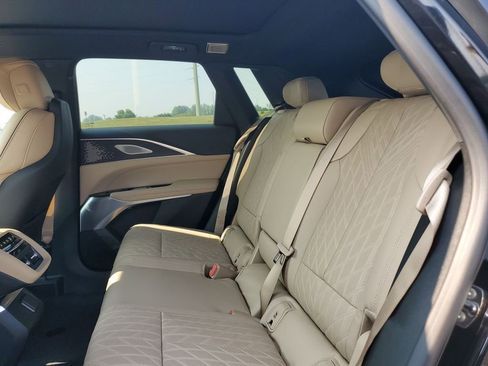 New 2026 Cadillac Lyriq V w/ Exterior Carbon Fiber Package AWD/4WD image 26