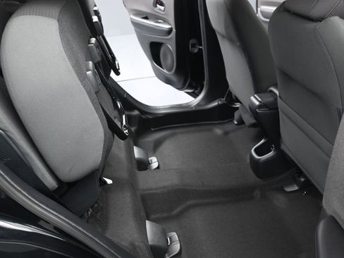 Used 2019 Honda HR-V Sport image 17