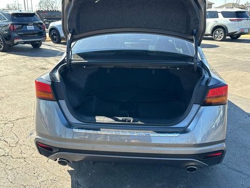 Certified 2023 Nissan Altima 2.5 SV w/ SV Premium Package image 18