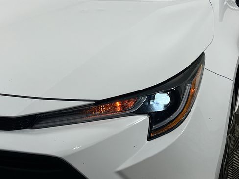 Used 2024 Toyota Corolla LE image 12