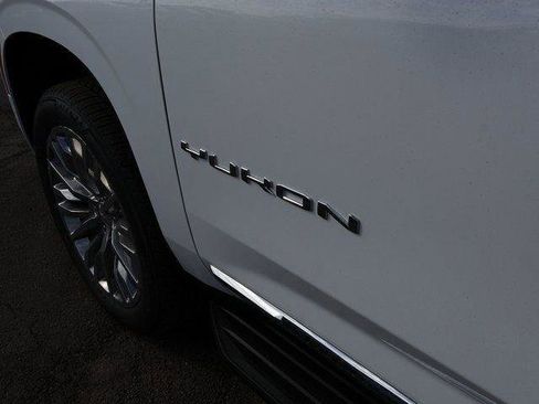 New 2026 GMC Yukon Elevation w/ Elevation Premium Package image 24