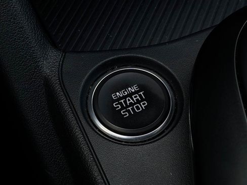 Used 2025 Kia K4 FWD image 25