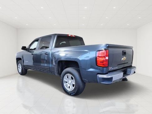 Used 2018 Chevrolet Silverado 1500 LT w/ All Star Edition RWD image 4