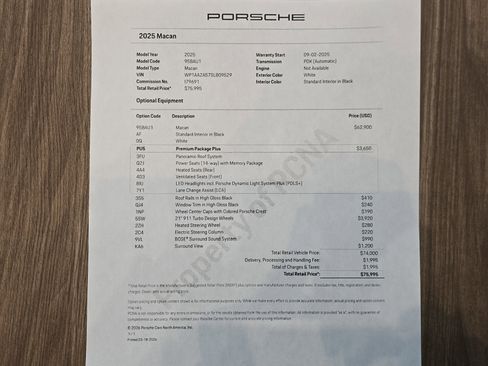 Certified 2025 Porsche Macan image 28