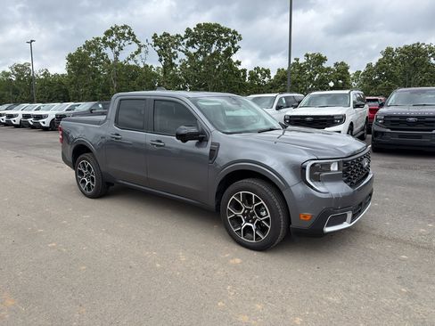 Used 2025 Ford Maverick Lariat AWD/4WD image 4