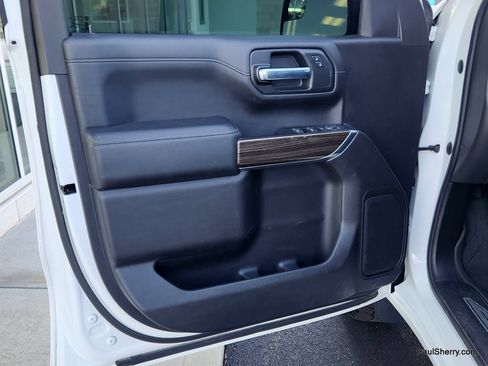 Used 2020 Chevrolet Silverado 1500 LT w/ LT Value Package image 26